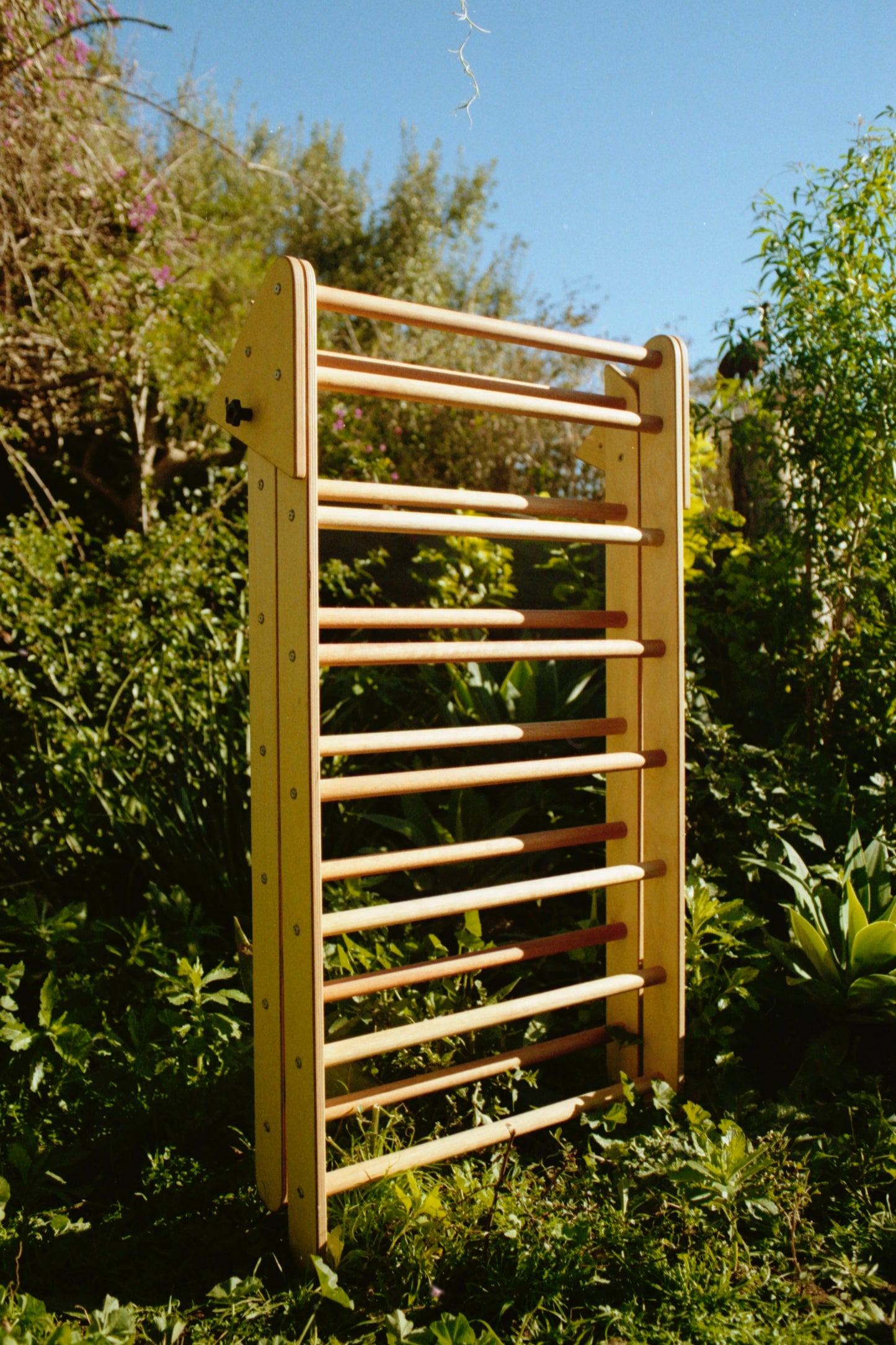 Convertible Pikler Triangle and Art Easel “Climb and Create”