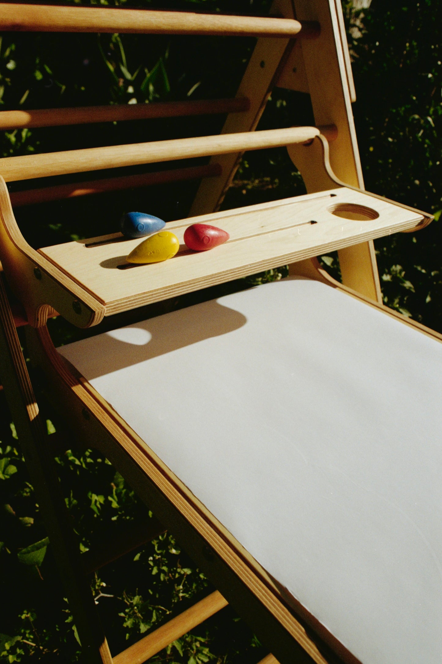 Convertible Pikler Triangle and Art Easel “Climb and Create”